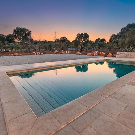Vilaa Isa Beautiful Villa And Trullo In אוסטוני מראה חיצוני תמונה