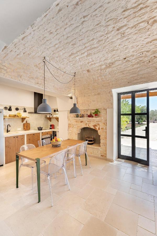 Vilaa Isa Beautiful Villa And Trullo In אוסטוני מראה חיצוני תמונה