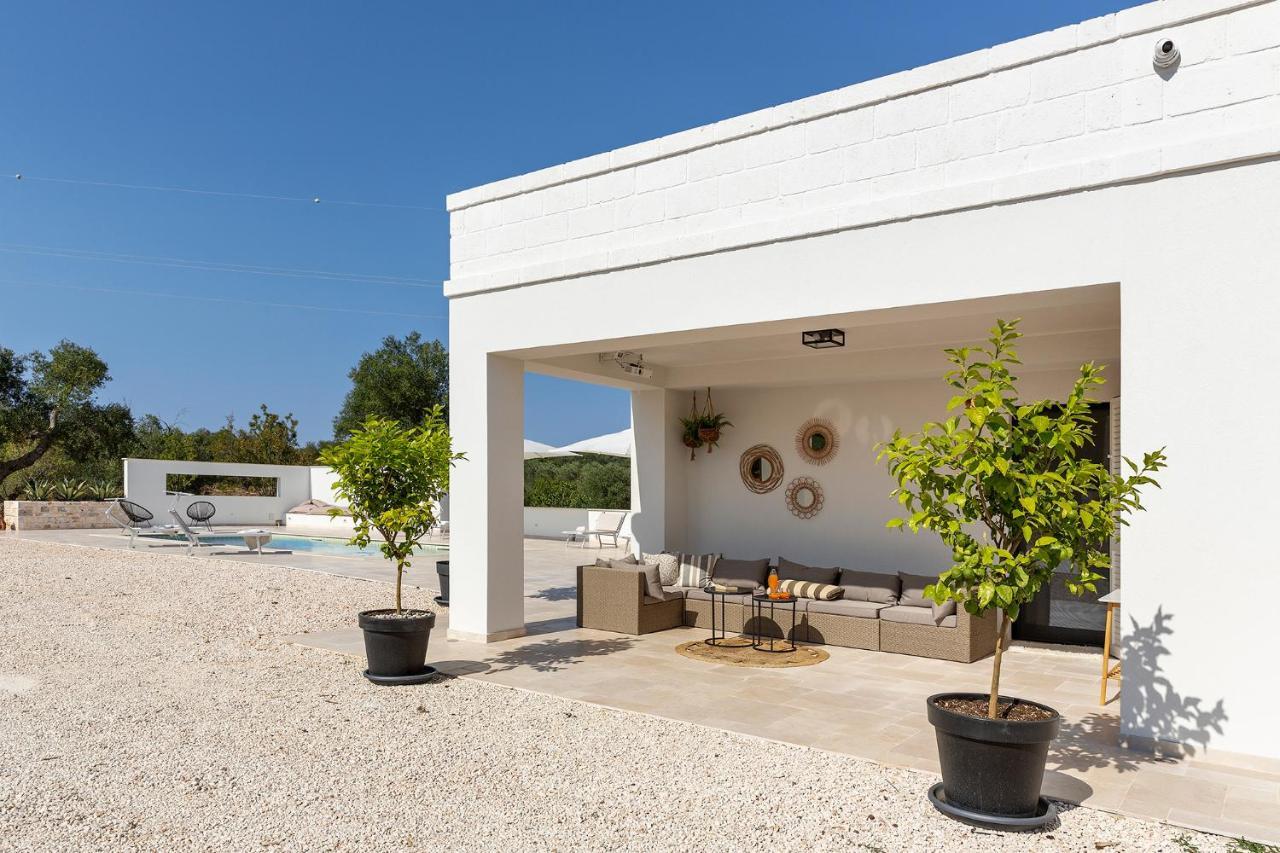 Vilaa Isa Beautiful Villa And Trullo In אוסטוני מראה חיצוני תמונה