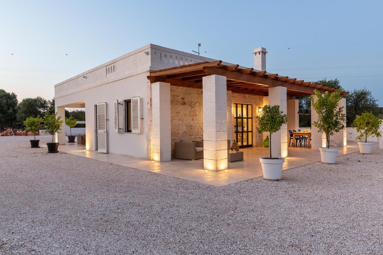Vilaa Isa Beautiful Villa And Trullo In אוסטוני מראה חיצוני תמונה