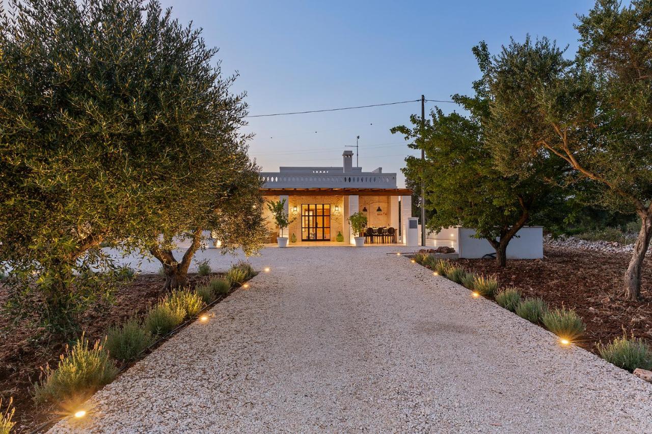 Vilaa Isa Beautiful Villa And Trullo In אוסטוני מראה חיצוני תמונה