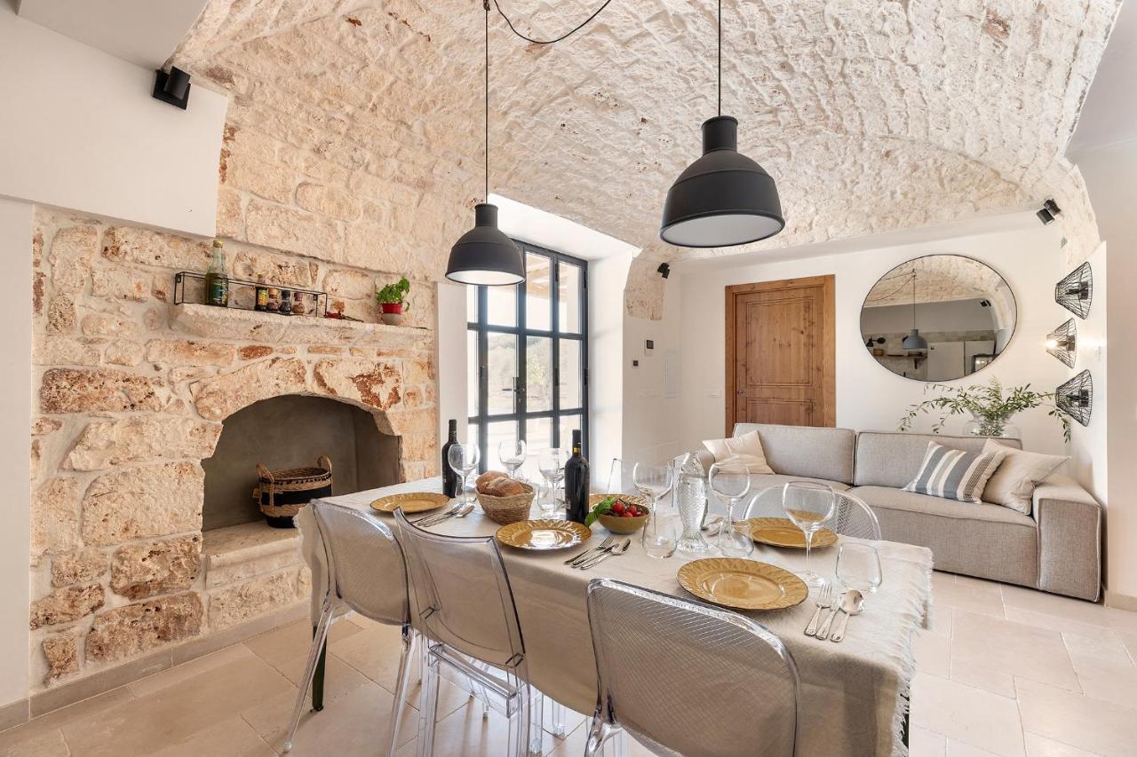 Vilaa Isa Beautiful Villa And Trullo In אוסטוני מראה חיצוני תמונה